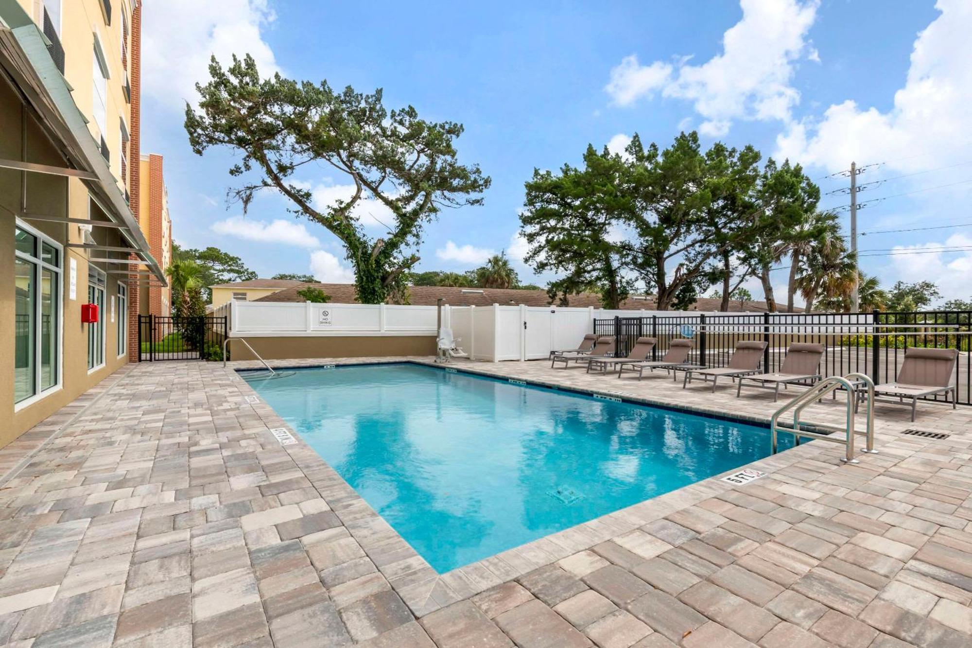 Comfort Suites St Augustine Historic District Area Сент Августин Екстериор снимка